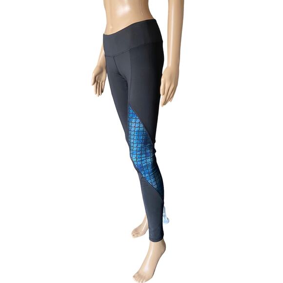 Fin Fun Black and Blue Mermaid Leggings Size XS - Picture 4 of 8
